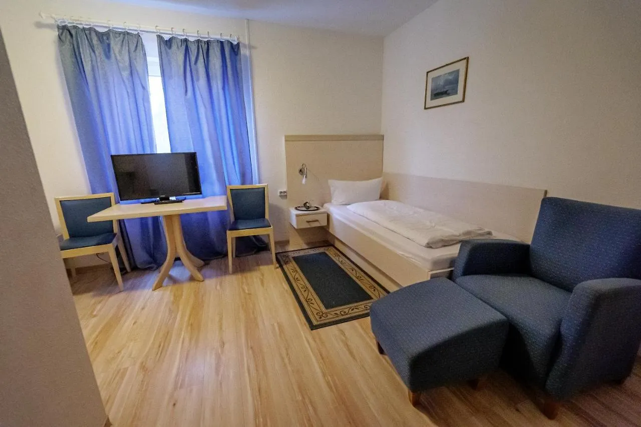 Hotel Zum Klueverbaum contacts