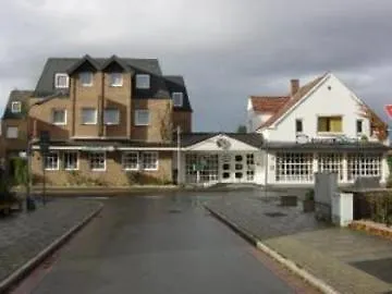 Hotel Zum Klueverbaum Bremen 2*,  Germany